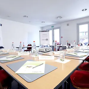https://campanile-91360.fr-paris.fr